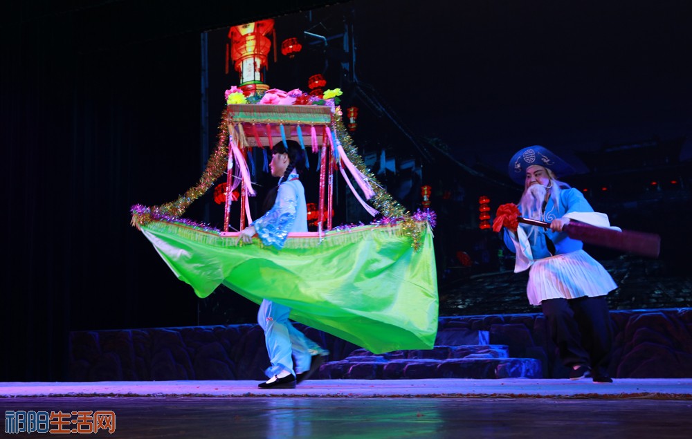 2U1A2559-.jpg