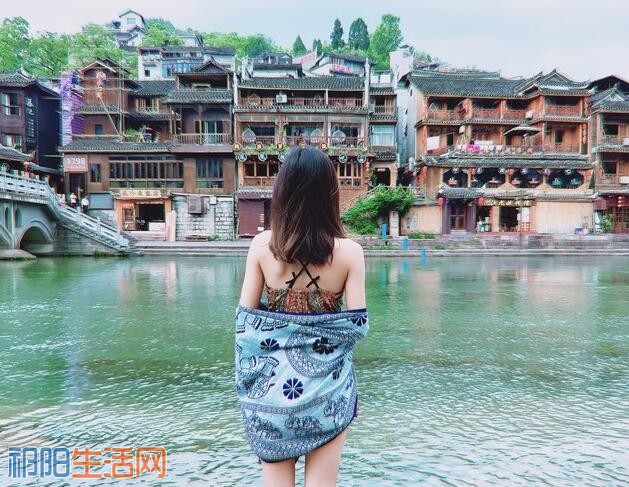 凤凰古城.jpg