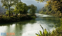 碧水悠悠